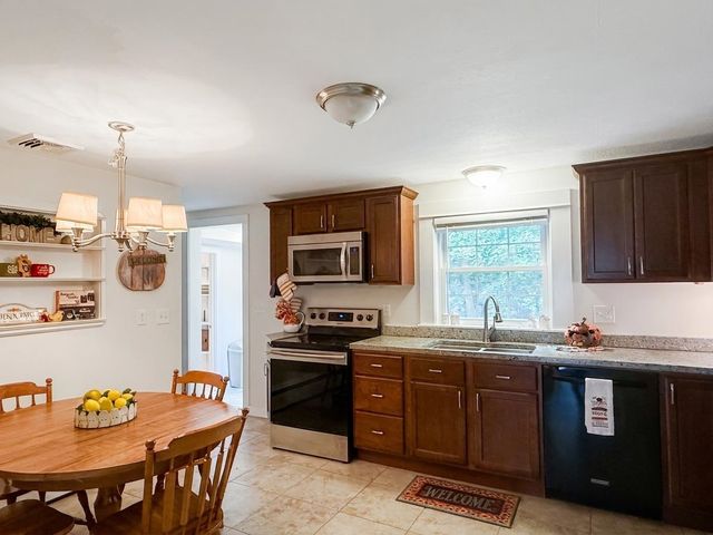 40 Atherton Avenue, Nashua, NH 03064