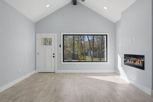 18434 Fannin Road, Willis, TX 77378