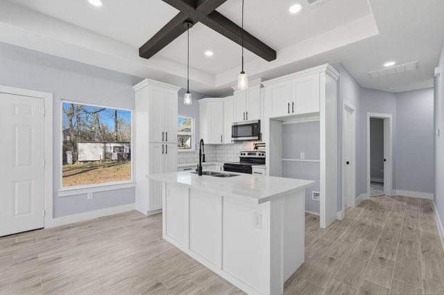 18434 Fannin Road, Willis, TX 77378