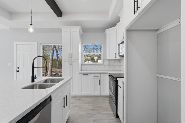 18434 Fannin Road, Willis, TX 77378