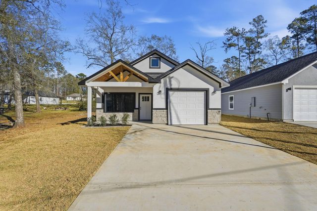 18434 Fannin Road, Willis, TX 77378