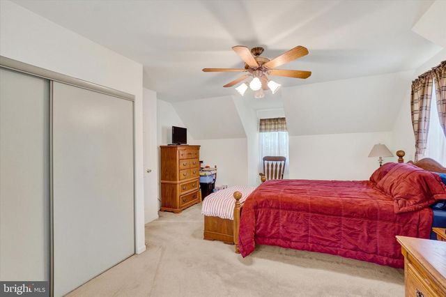 140 HERSHEY CIR, Stewartstown, PA 17363