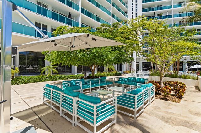 100 Bayview Dr 307, Sunny Isles Beach, FL 33160