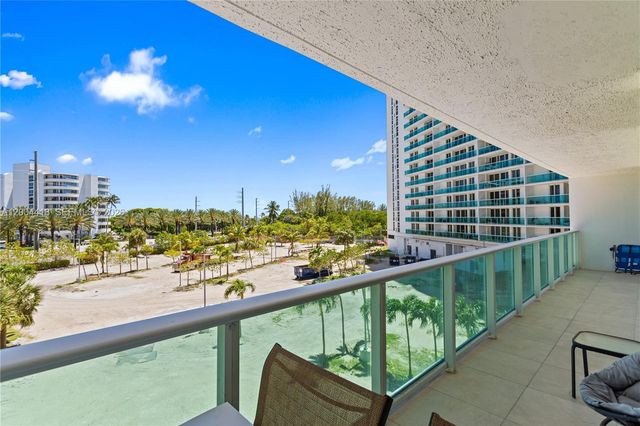 100 Bayview Dr 307, Sunny Isles Beach, FL 33160
