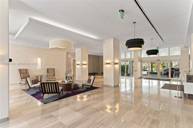 100 Bayview Dr 307, Sunny Isles Beach, FL 33160