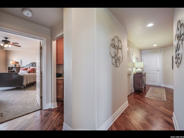 215 Center St Apt 607, San Antonio, TX 78202