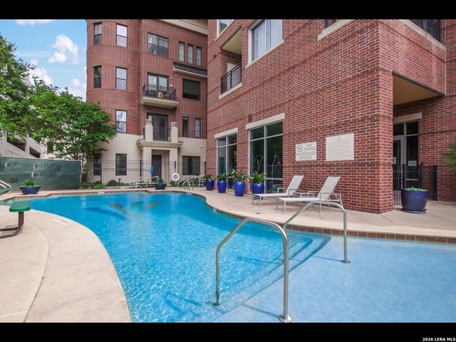 215 Center St Apt 607, San Antonio, TX 78202