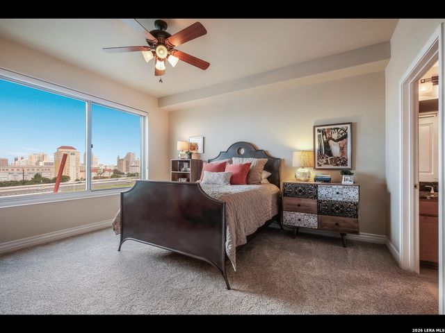 215 Center St Apt 607, San Antonio, TX 78202