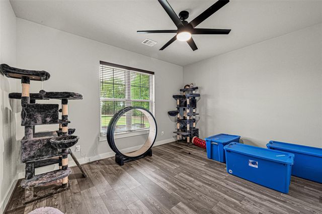 3325 County Road 160, Alvin, TX 77511