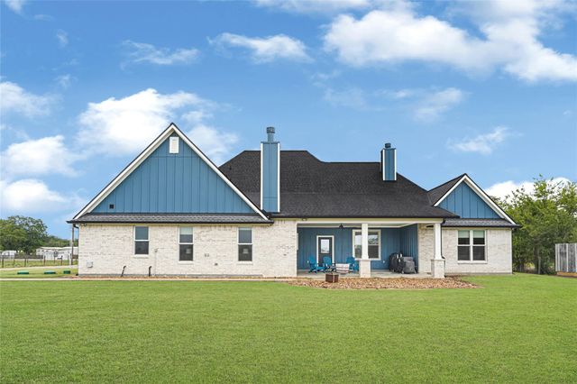 3325 County Road 160, Alvin, TX 77511