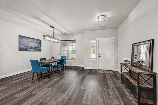 3325 County Road 160, Alvin, TX 77511