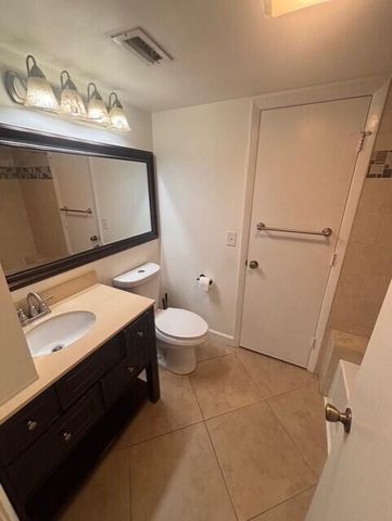 203 Foxtail Drive C1, Greenacres, FL 33415