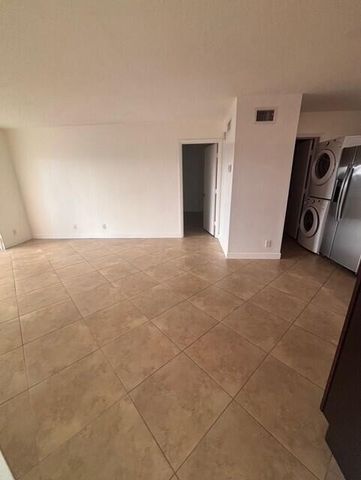 203 Foxtail Drive C1, Greenacres, FL 33415