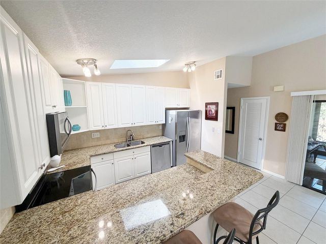 1512 NW 93rd Terrace, Coral Springs, FL 33071