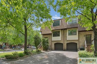 6001 N Oaks Boulevard, North Brunswick, NJ 08902
