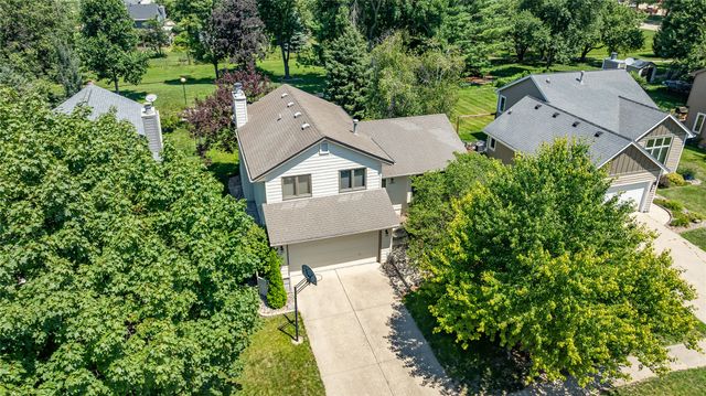 5935 Ashland Place, Johnston, IA 50131