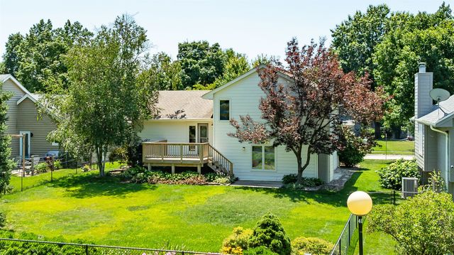 5935 Ashland Place, Johnston, IA 50131