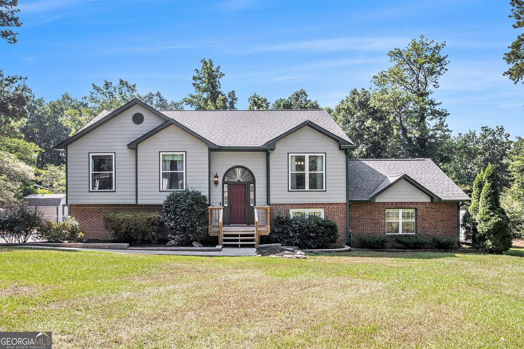 3490 Park Drive, Snellville, GA 30039