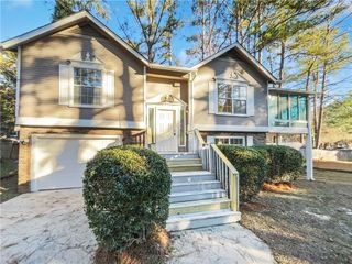 587 Tarragon SW Way, Atlanta, GA 30331