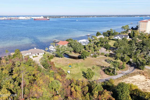 2327 Magnolia Drive, Panama City, FL 32408