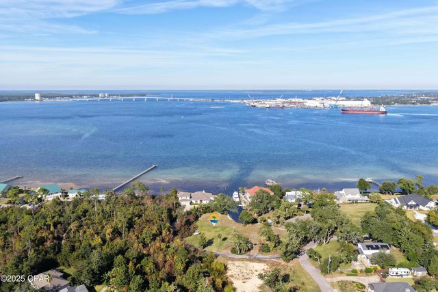 2327 Magnolia Drive, Panama City, FL 32408