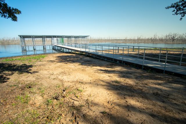 245 Shoreline Drive, Dodd City, TX 75438