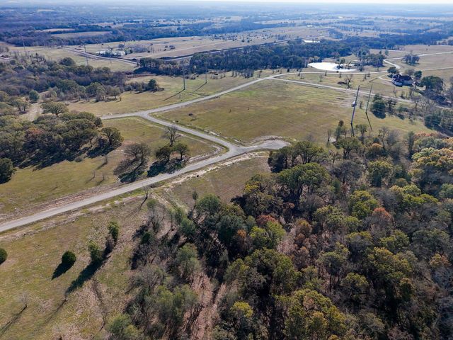 245 Shoreline Drive, Dodd City, TX 75438