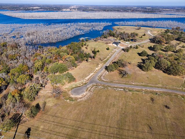 245 Shoreline Drive, Dodd City, TX 75438