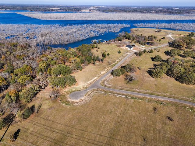 245 Shoreline Drive, Dodd City, TX 75438