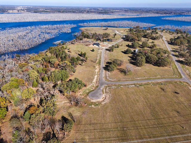 245 Shoreline Drive, Dodd City, TX 75438