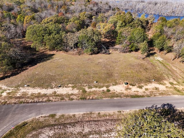 245 Shoreline Drive, Dodd City, TX 75438