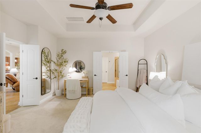 214 Bellagio DR, Lakeway, TX 78734