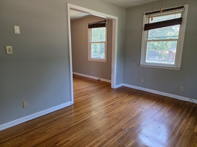 7 Hillsboro Rd, Clarksville, TN 37042