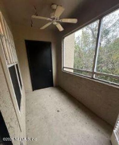 1655 THE GREENS Way 2225, Jacksonville Beach, FL 32250