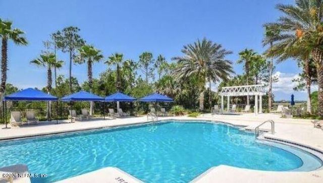 1655 THE GREENS Way 2225, Jacksonville Beach, FL 32250