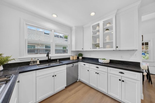 105 Loma Alta Avenue, Los Gatos, CA 95030