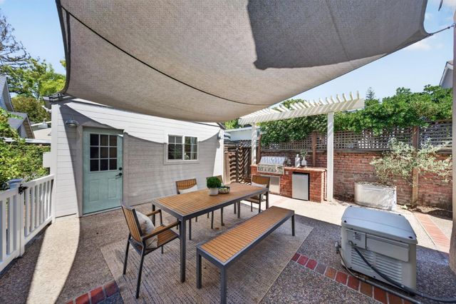 105 Loma Alta Avenue, Los Gatos, CA 95030