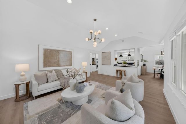 105 Loma Alta Avenue, Los Gatos, CA 95030