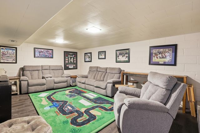 4312 W 109th Street, Bloomington, MN 55437