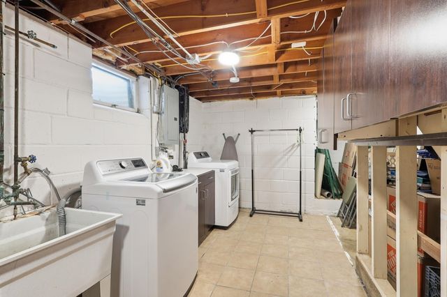 4312 W 109th Street, Bloomington, MN 55437