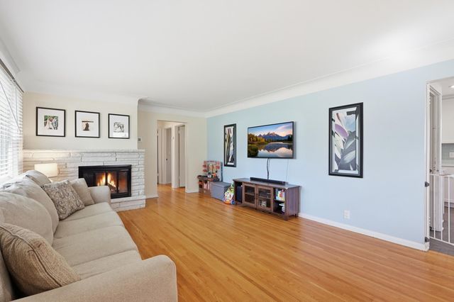 4312 W 109th Street, Bloomington, MN 55437