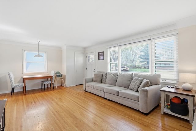 4312 W 109th Street, Bloomington, MN 55437