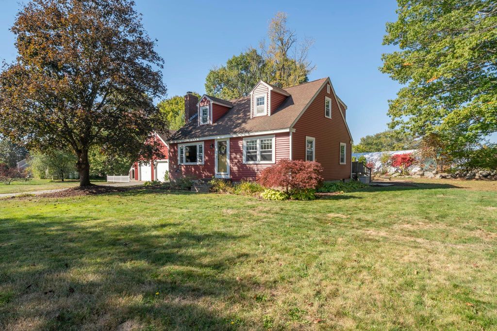 6 Wayside Drive, Exeter, NH 03833