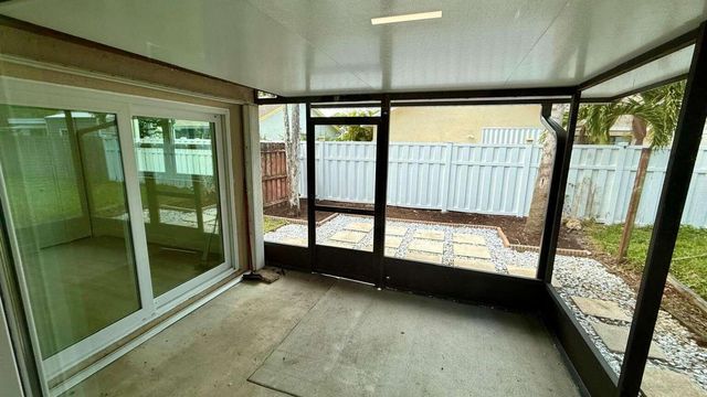 7321 NW 38th Court, Coral Springs, FL 33065