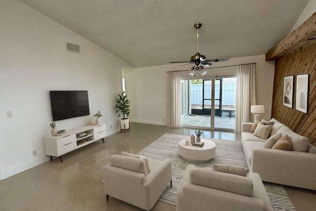 7321 NW 38th Court, Coral Springs, FL 33065