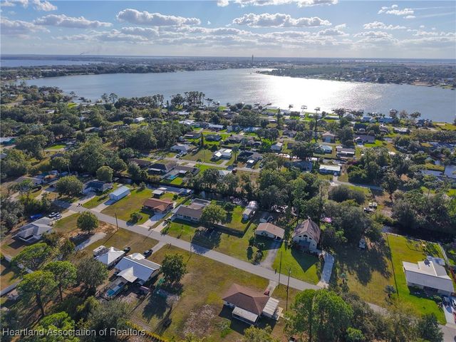1567 Buck Street, Lake Placid, FL 33852