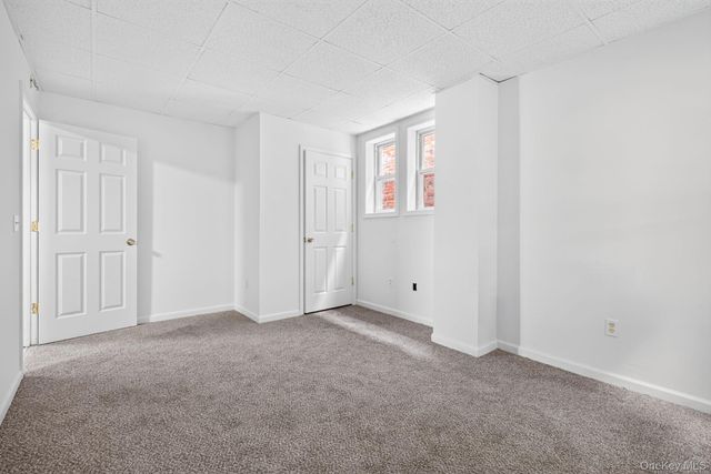 54 Gifford Avenue, Poughkeepsie, NY 12601
