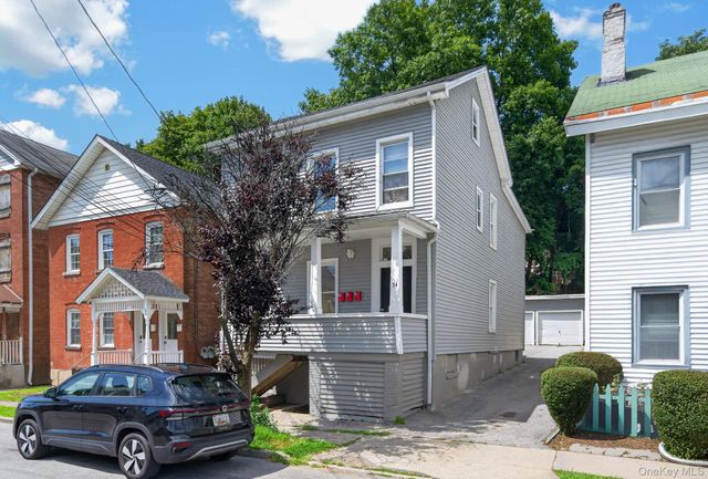 54 Gifford Avenue, Poughkeepsie, NY 12601