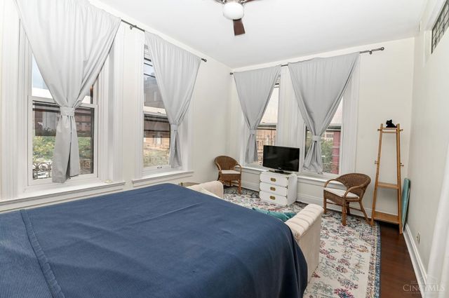 104 W Ninth Street, Cincinnati, OH 45202