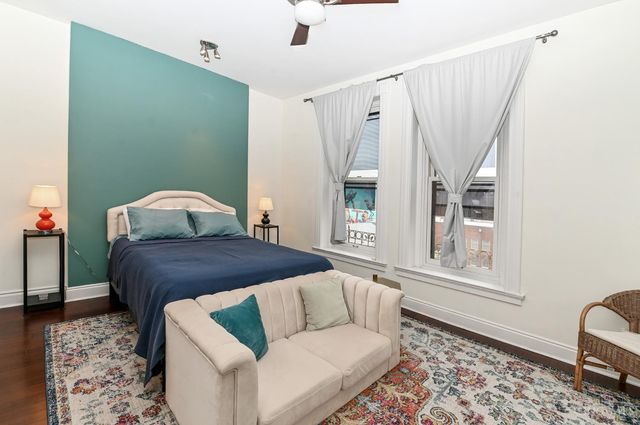 104 W Ninth Street, Cincinnati, OH 45202